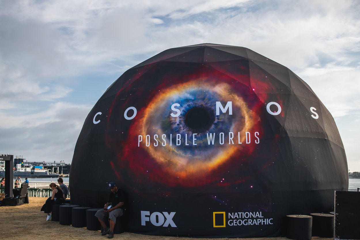 Journey into the Cosmos: A 4D Marvel at Comic-Con